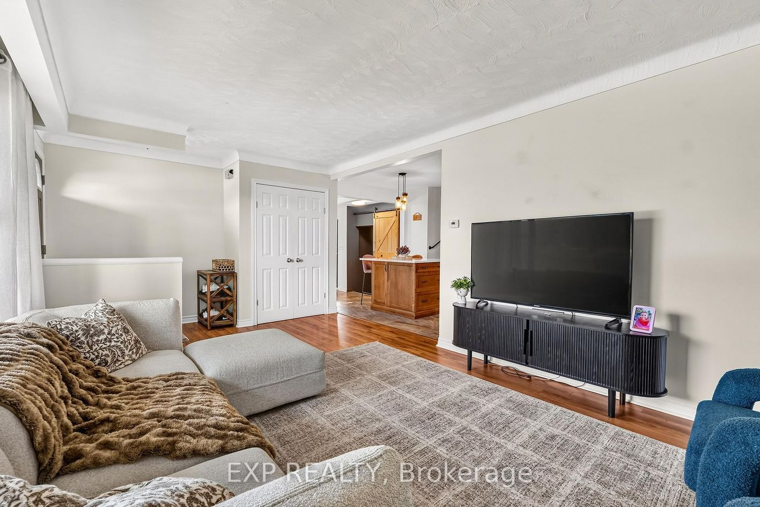 111 Concession Road • Fort Erie, ON photo 7