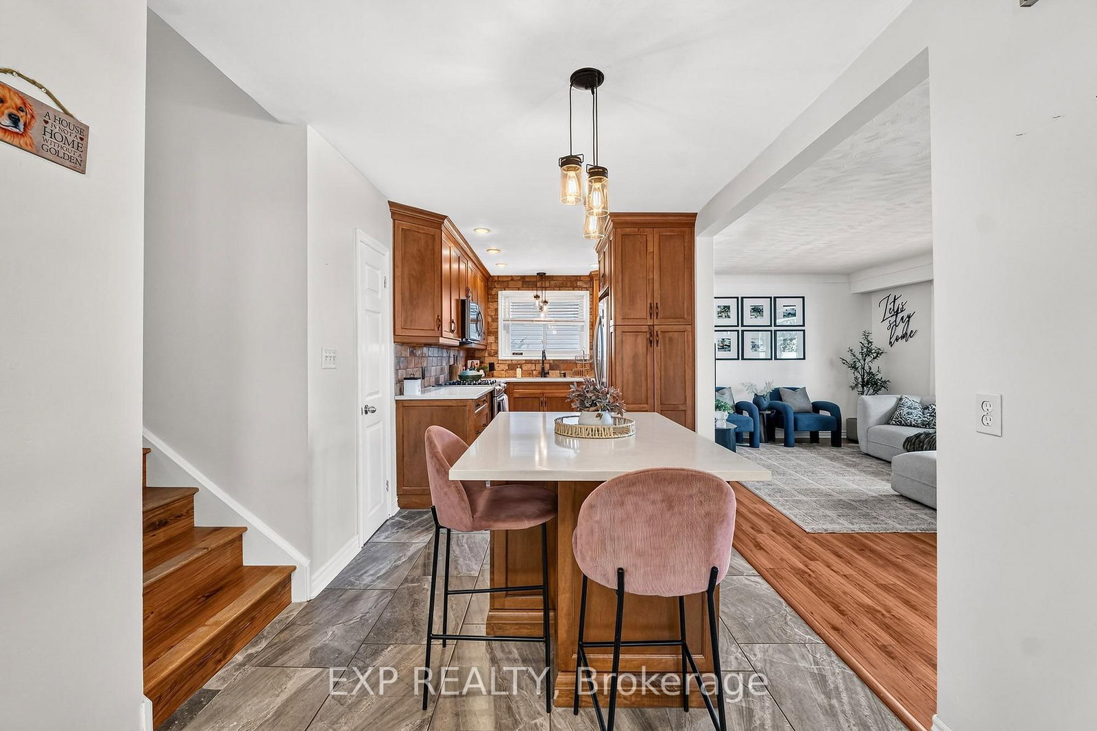 111 Concession Road • Fort Erie, ON photo 9