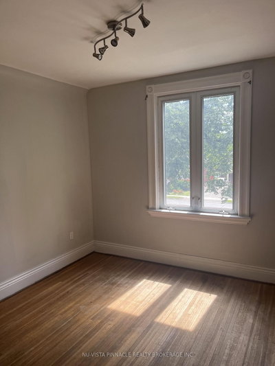 572 Oxford Street E • London East, ON photo 9