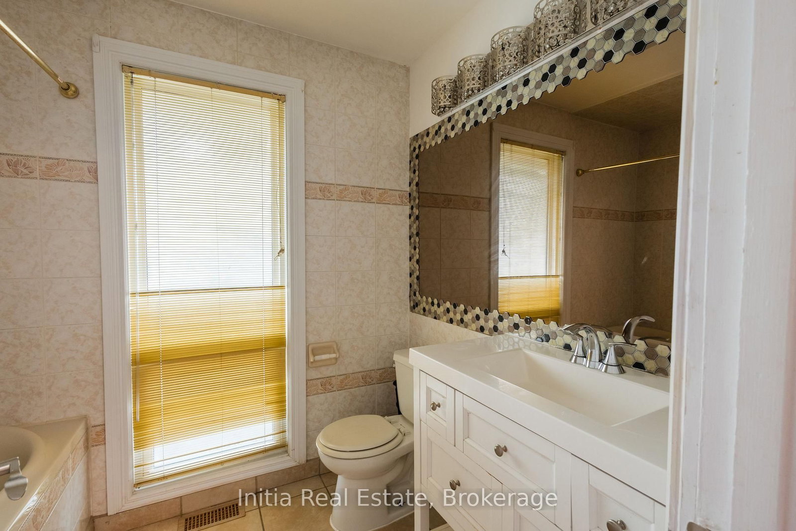 3400 St Patrick's Drive • Windsor, ON photo 21