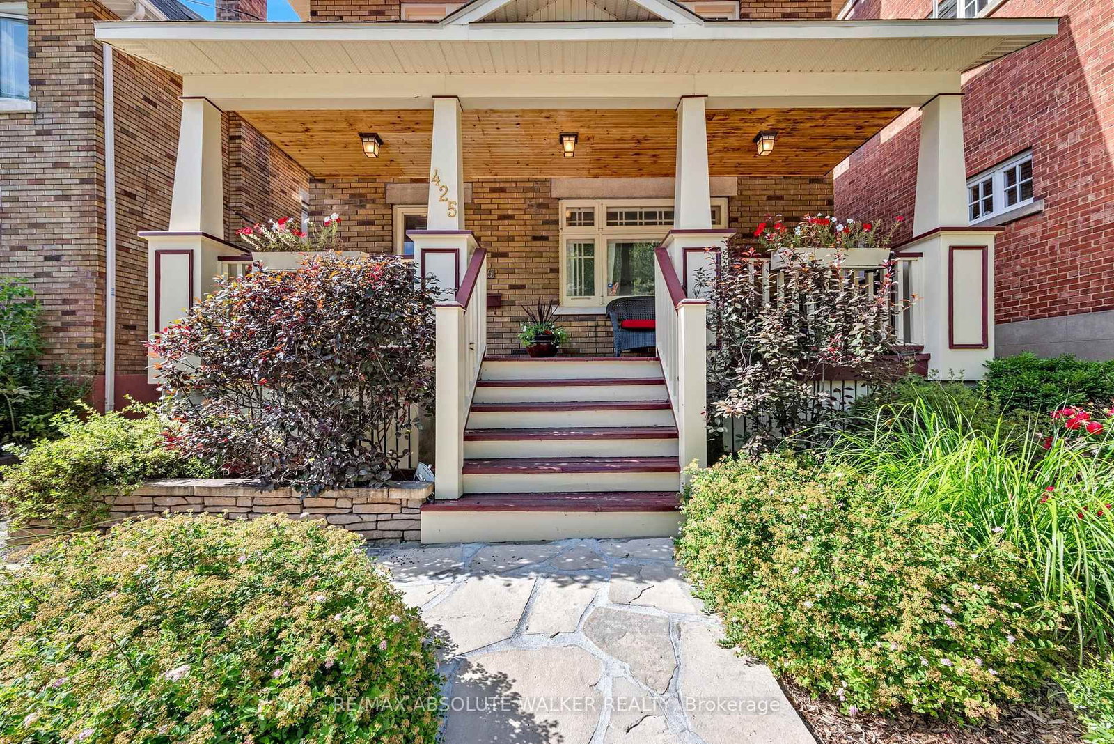 425 Besserer Street • Ottawa, ON photo 3