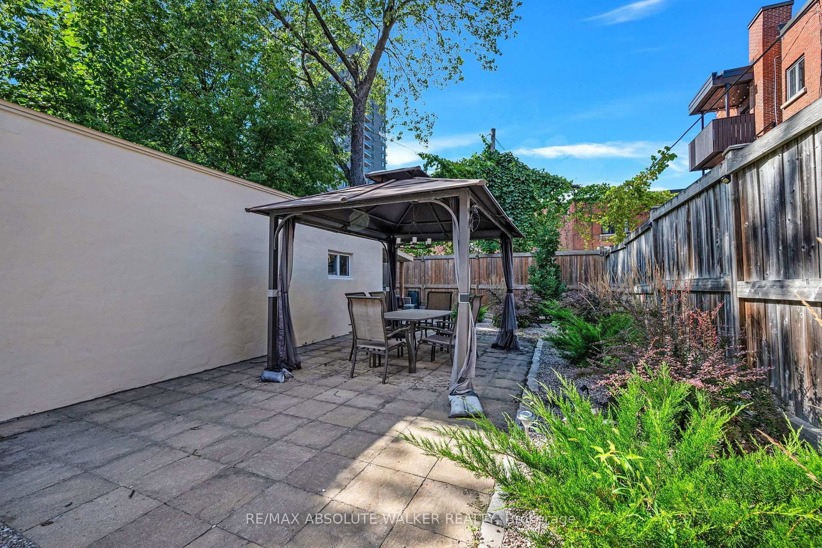 425 Besserer Street • Ottawa, ON photo 36