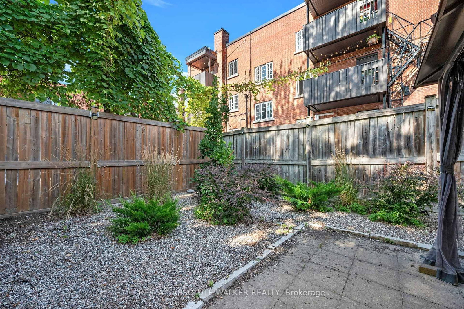 425 Besserer Street • Ottawa, ON photo 37