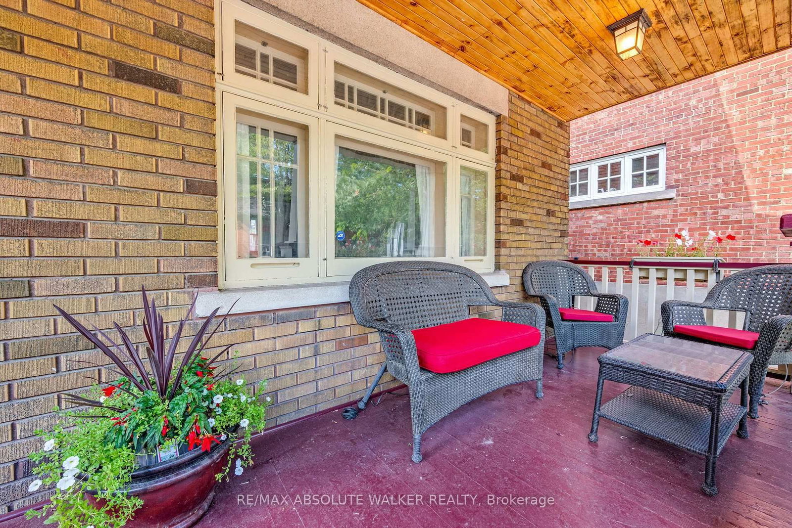 425 Besserer Street • Ottawa, ON photo 5
