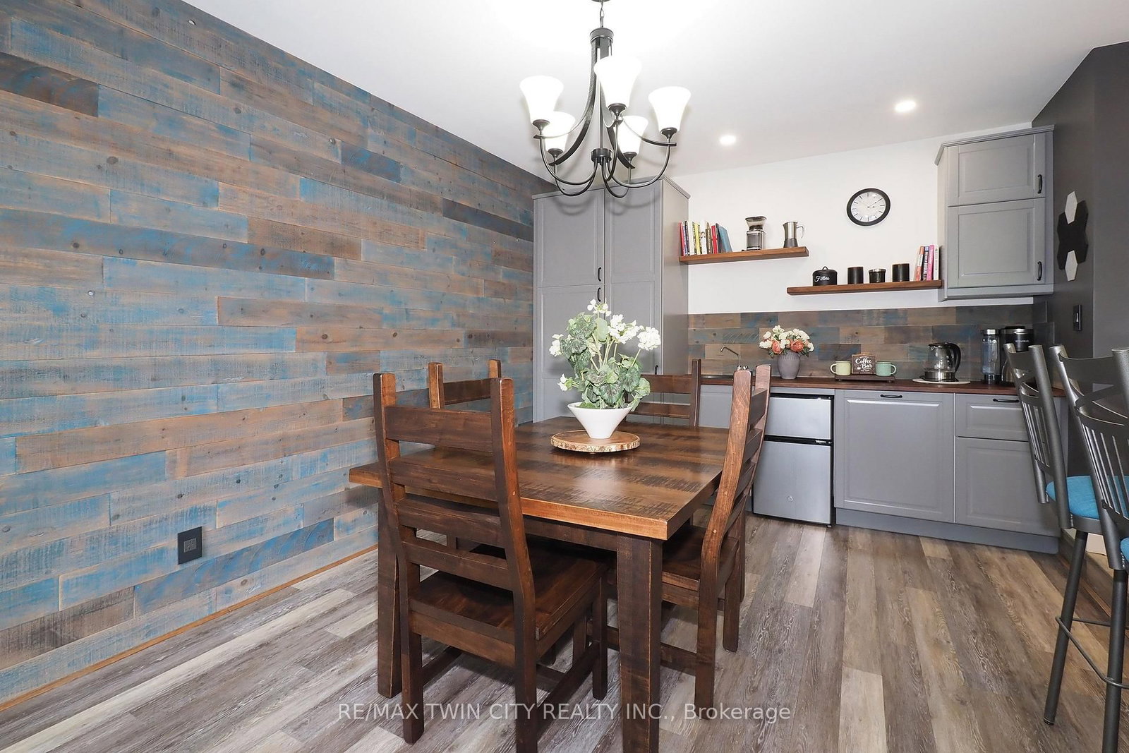 324 Cooper Street • Cambridge, ON photo 14