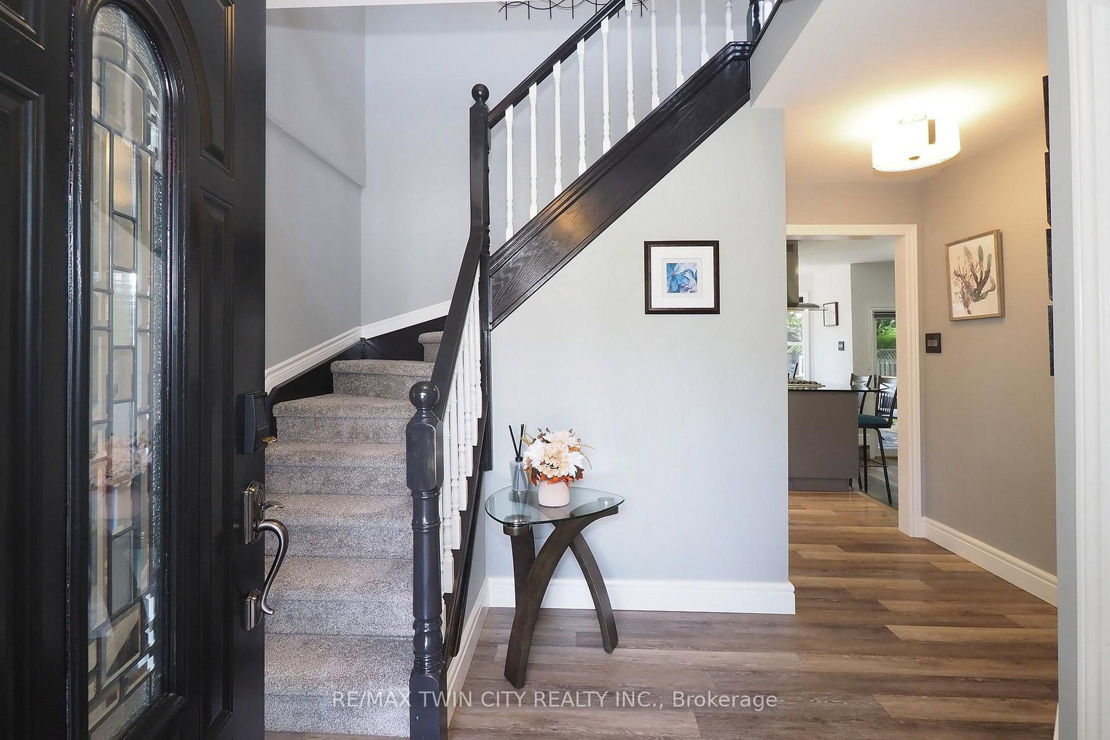324 Cooper Street • Cambridge, ON photo 3