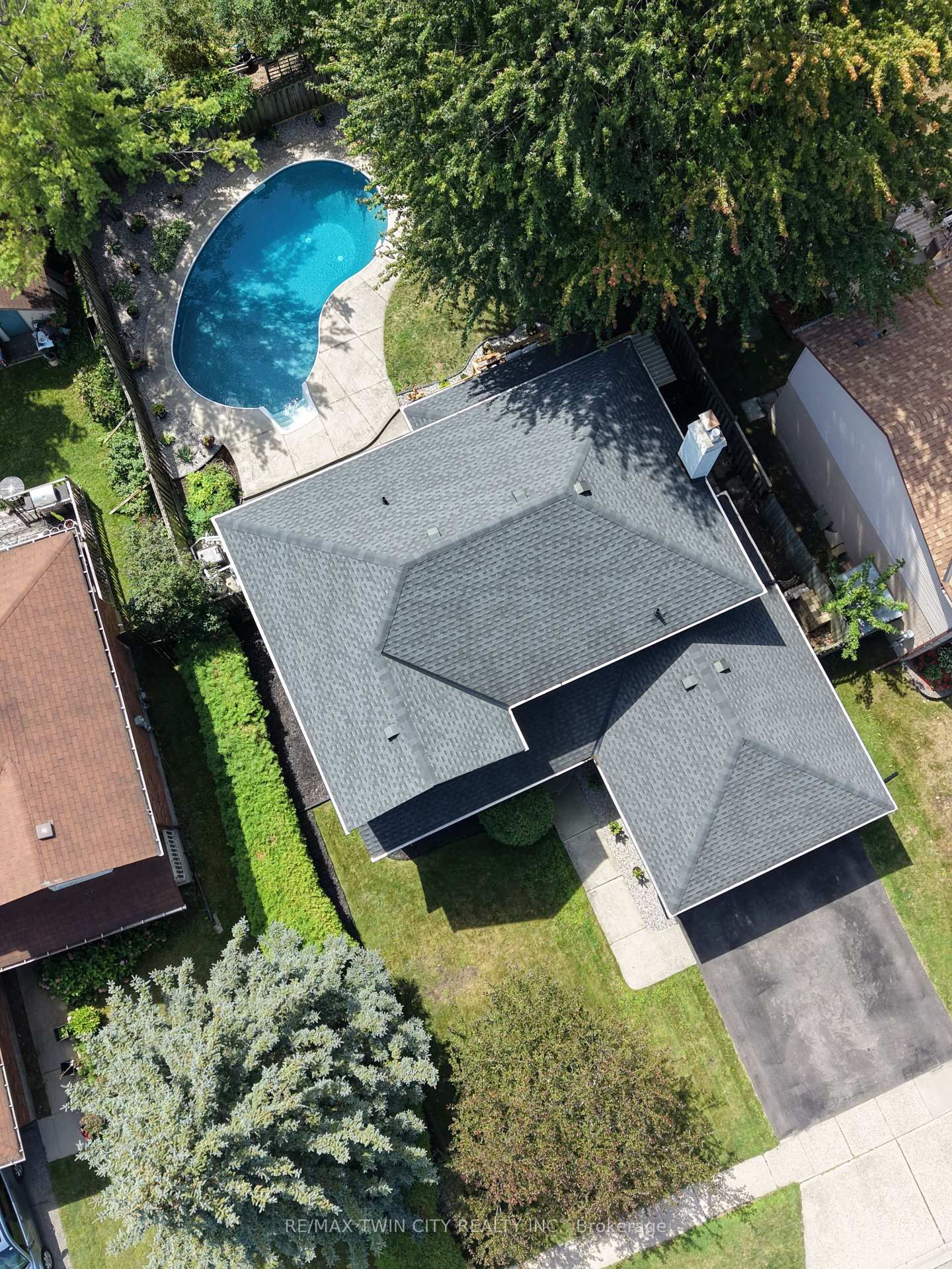 324 Cooper Street • Cambridge, ON photo 4