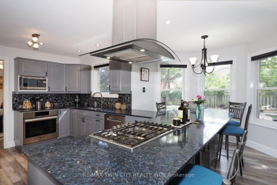 324 Cooper Street • Cambridge, ON photo 8