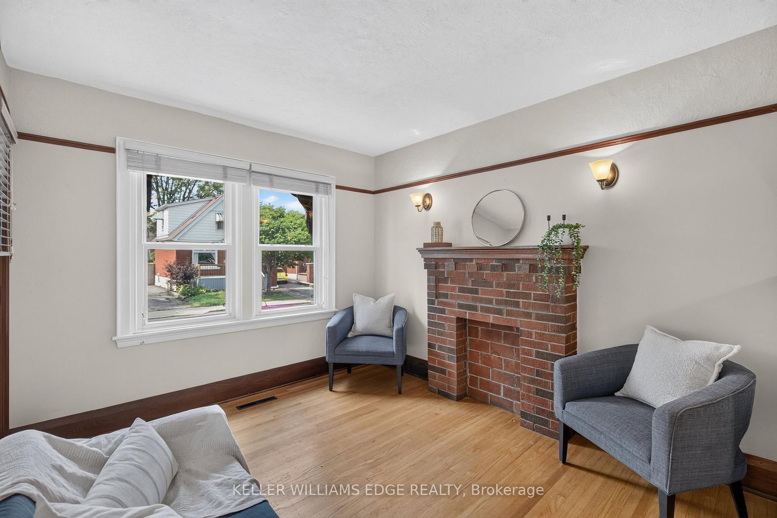 30 Barons Avenue N • Hamilton, ON photo 10
