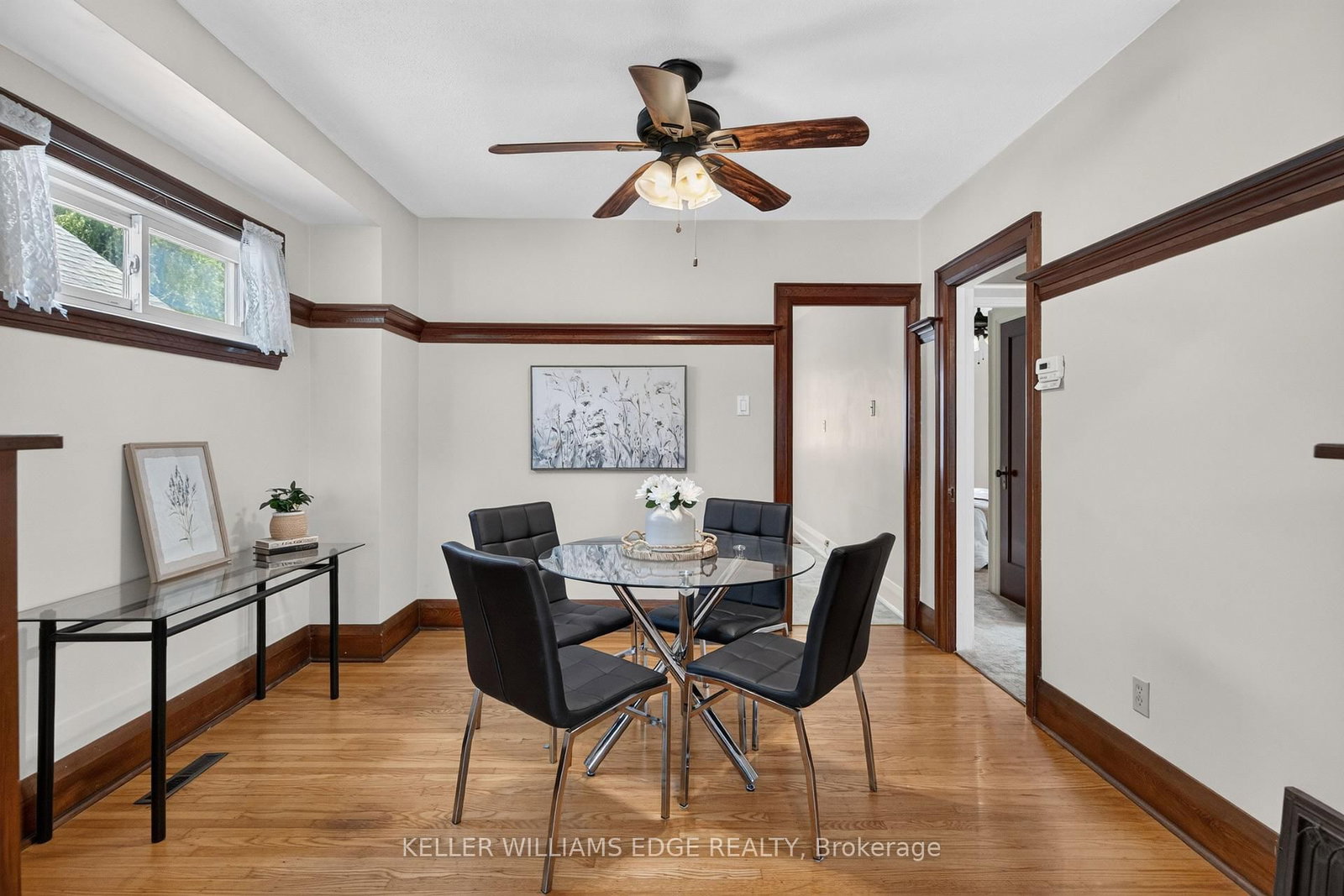 30 Barons Avenue N • Hamilton, ON photo 16