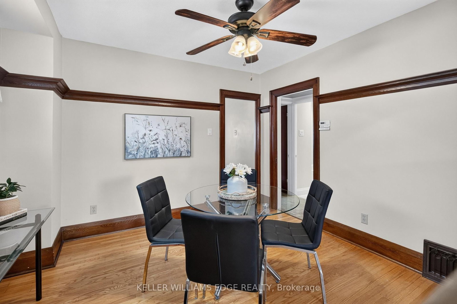 30 Barons Avenue N • Hamilton, ON photo 17