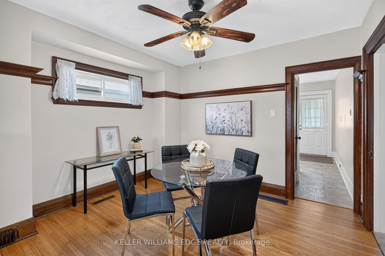 30 Barons Avenue N • Hamilton, ON photo 18