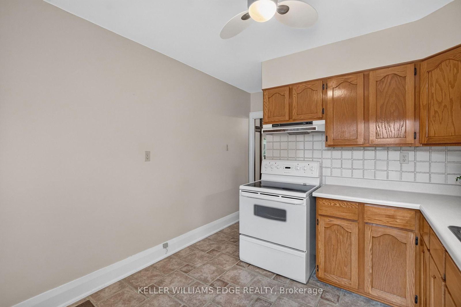30 Barons Avenue N • Hamilton, ON photo 25
