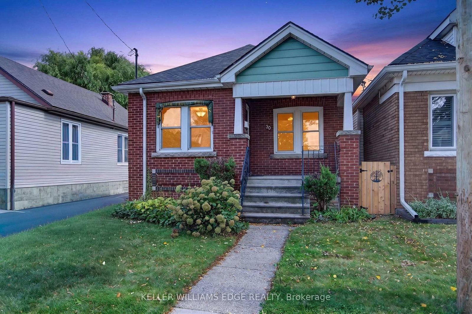 30 Barons Avenue N • Hamilton, ON photo 3