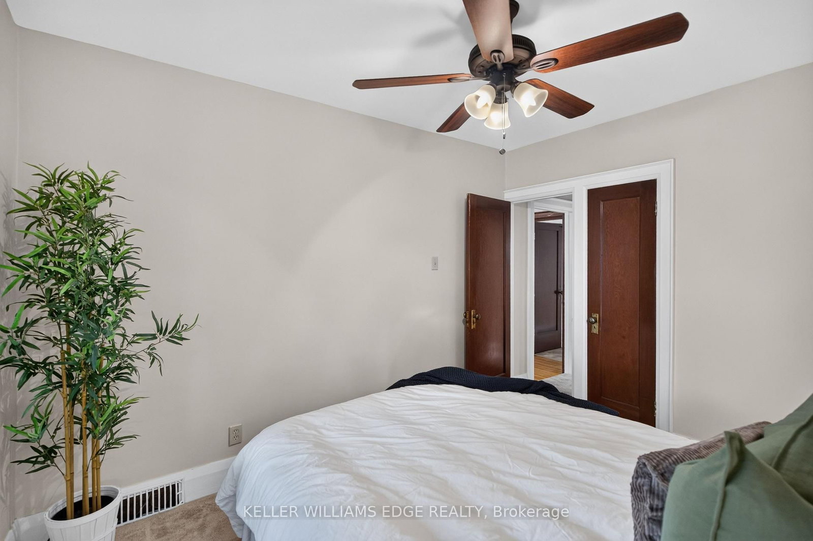30 Barons Avenue N • Hamilton, ON photo 32
