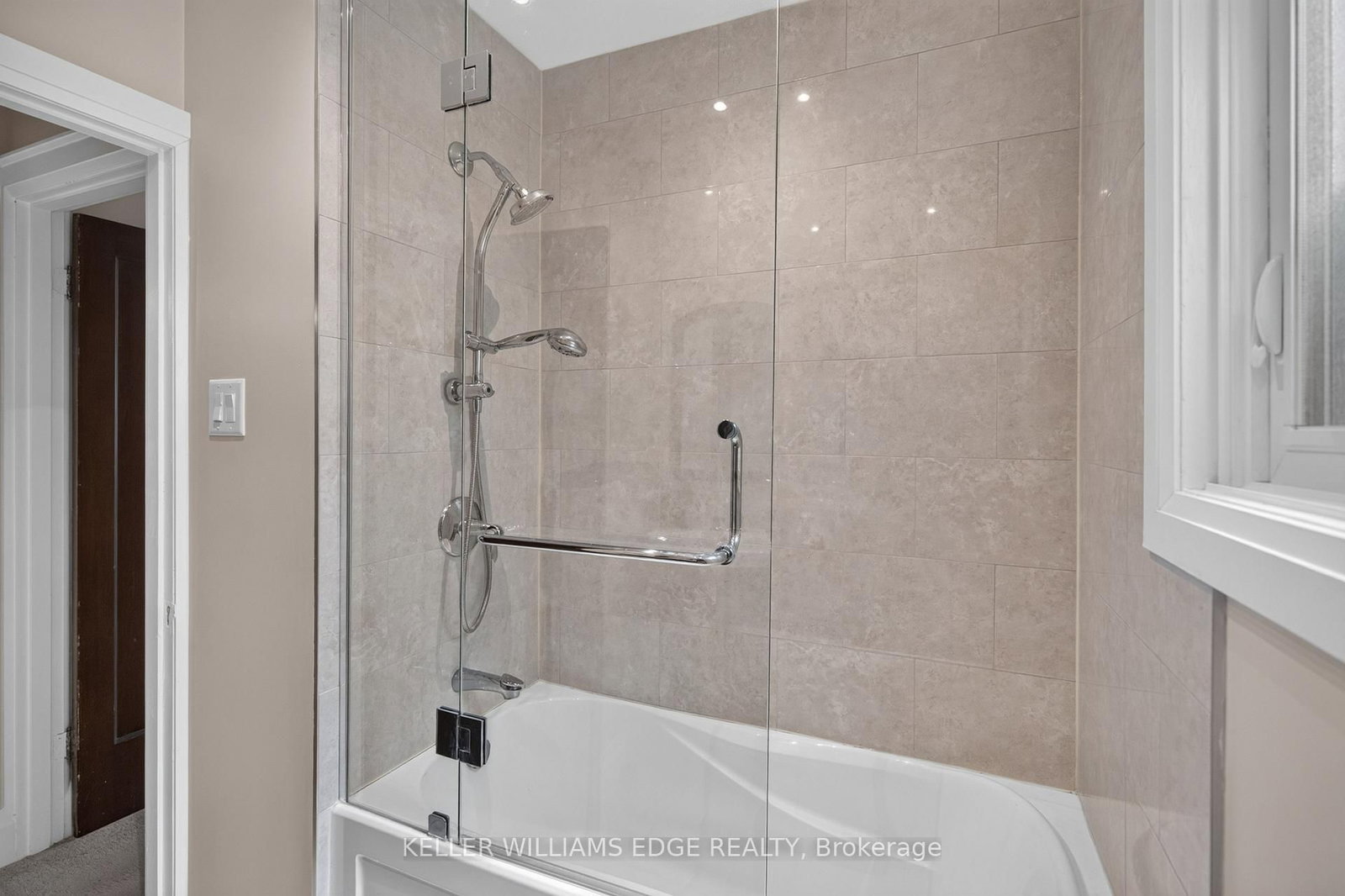 30 Barons Avenue N • Hamilton, ON photo 34