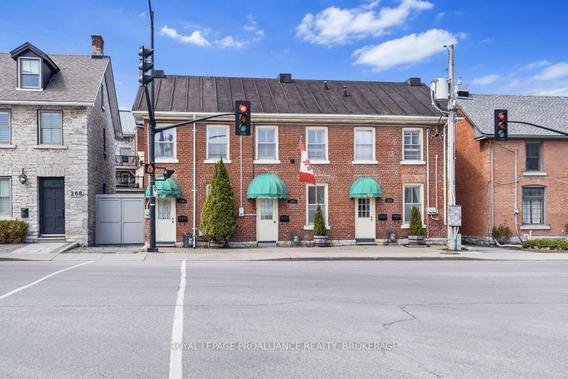 272 Wellington Street