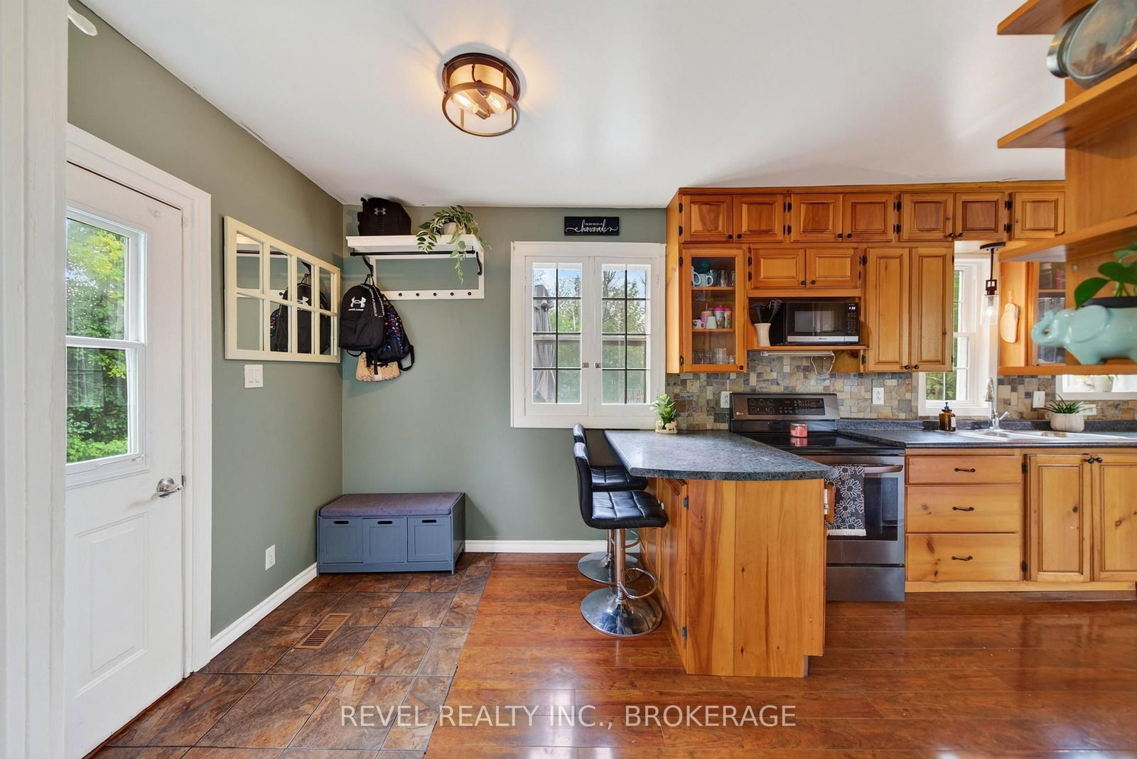 275 Haig Road • Front of Leeds & Seeleys Bay, ON photo 8