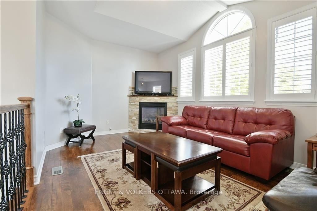 13 Picasso Drive • Ottawa, ON photo 12