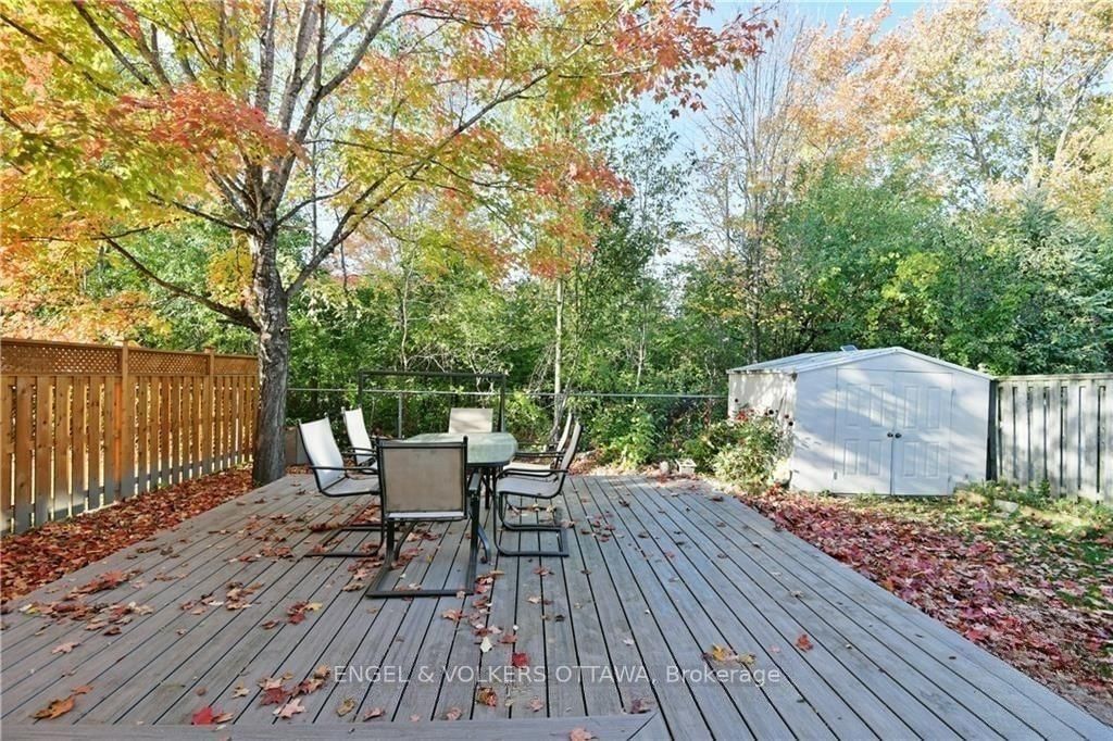 13 Picasso Drive • Ottawa, ON photo 21
