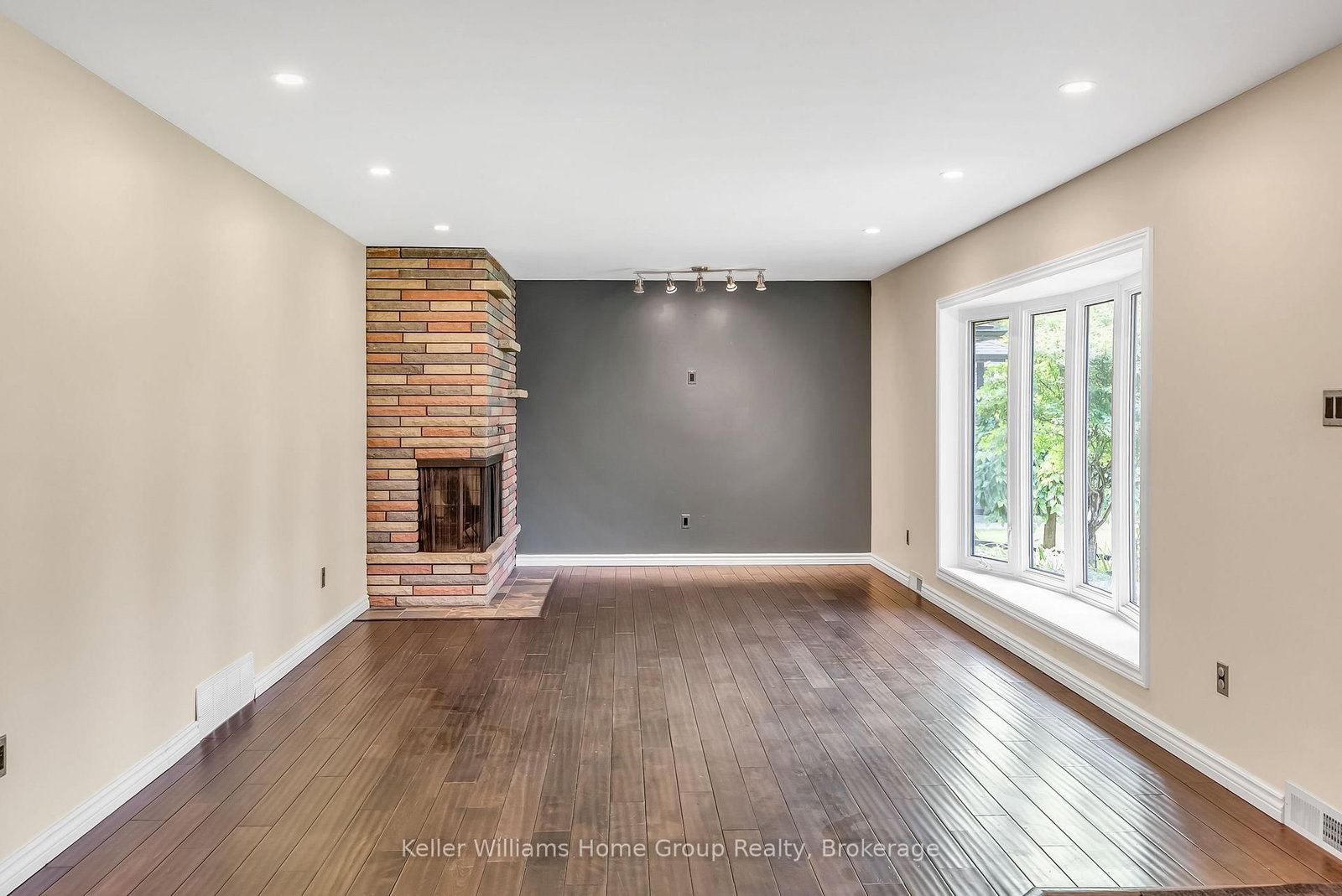 58 Reyburn Avenue • Kitchener, ON photo 12