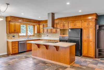 58 Reyburn Avenue • Kitchener, ON photo 8