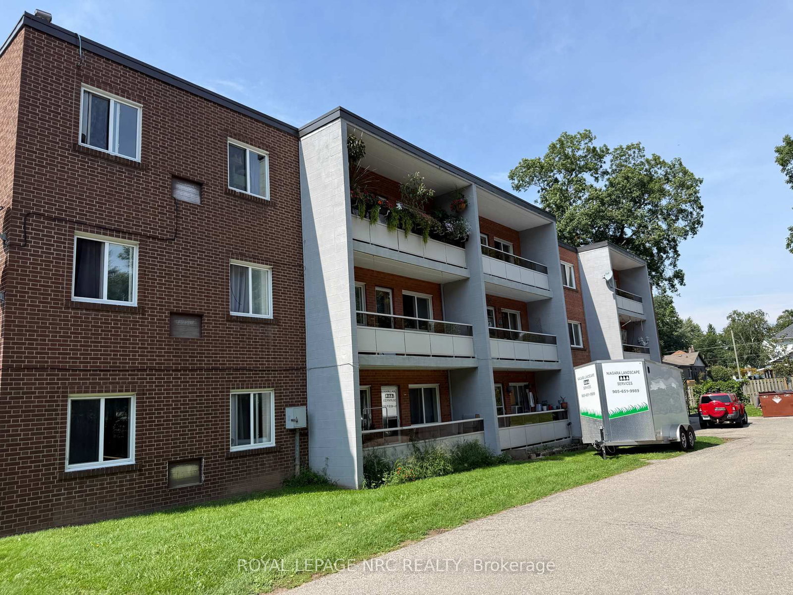 34 - 6035 Murray Street, Niagara Falls 2