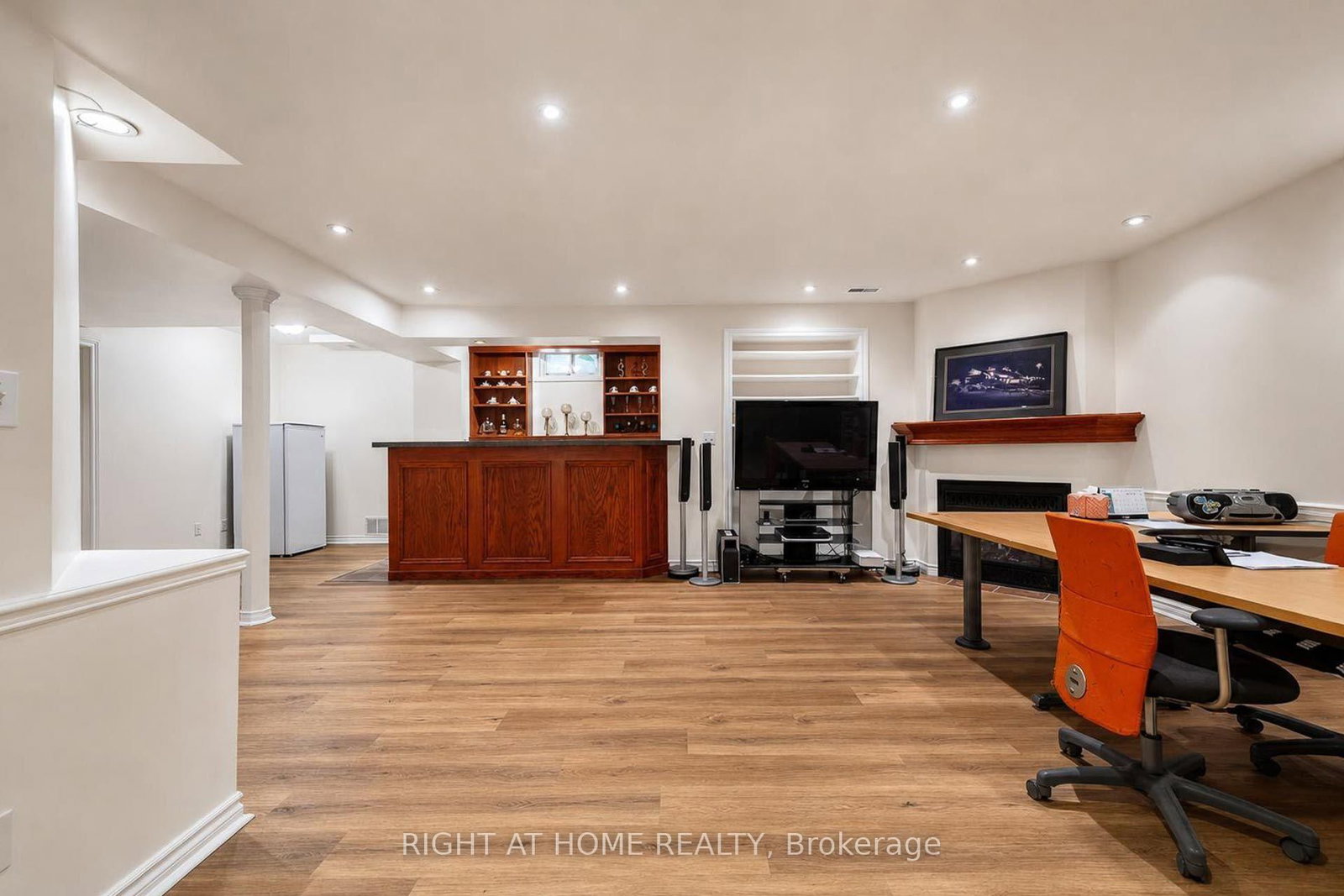 27 Thoroughbred Boulevard • Hamilton, ON photo 46