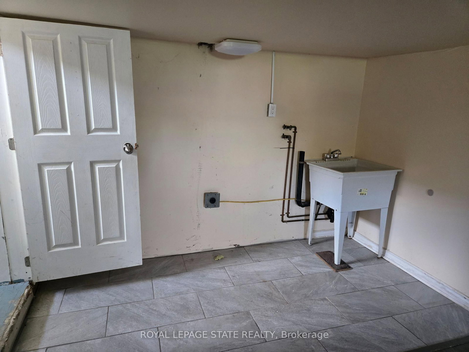 144 Burgar Street • Welland, ON photo 18