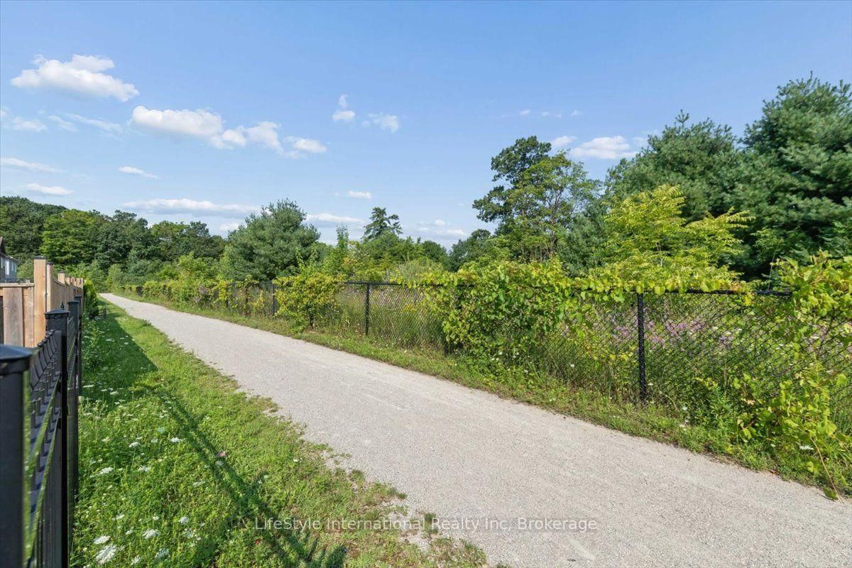 242 Moorlands Crescent • Kitchener, ON photo 35