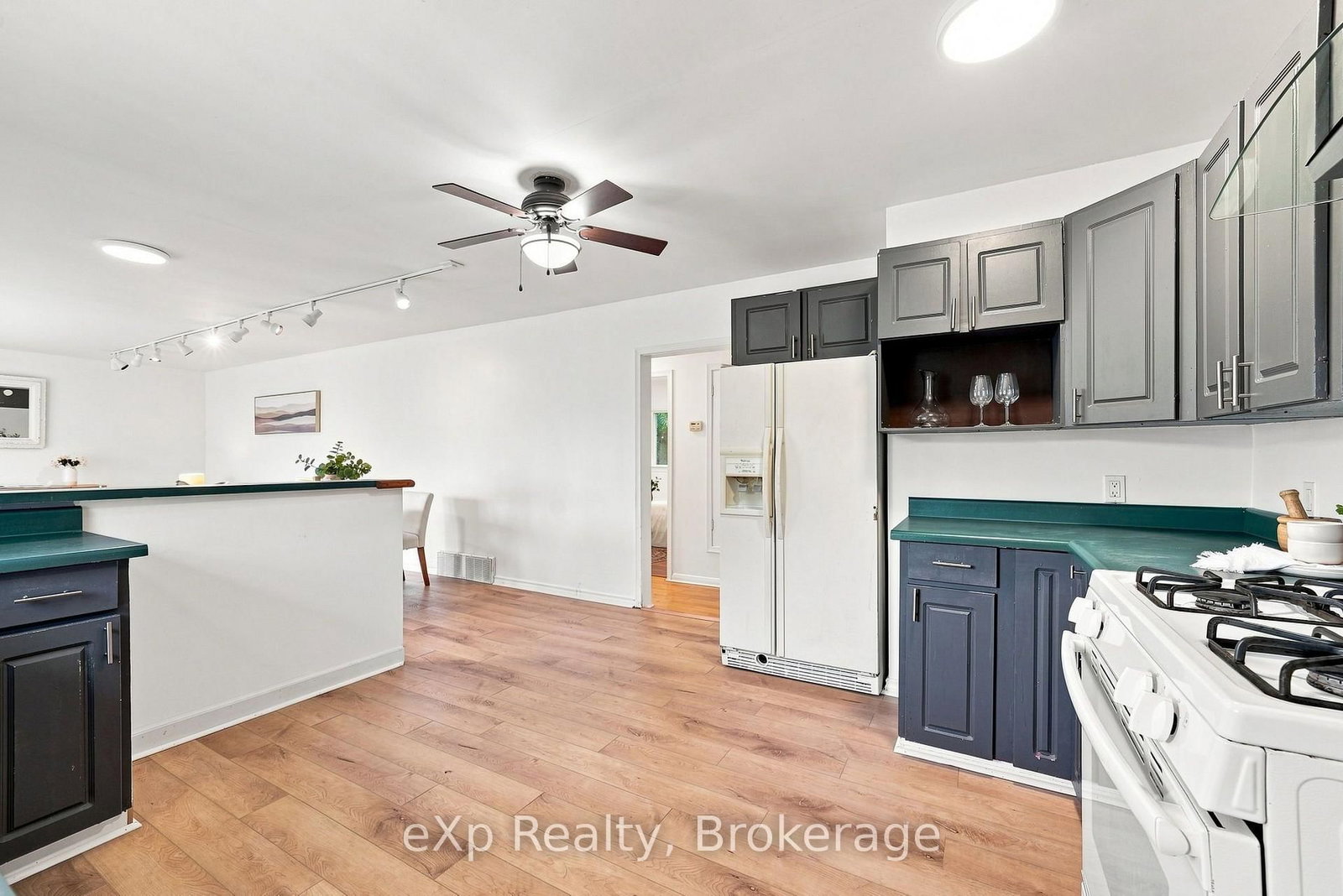 16 Robertson Street • Cramahe, ON photo 10