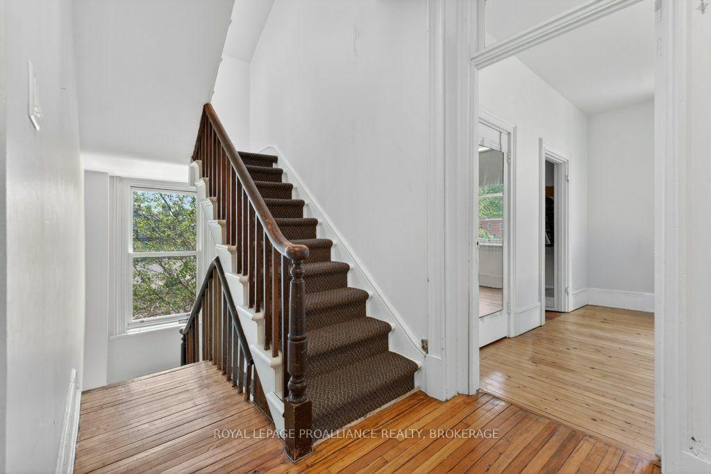 162 Earl Street • Kingston, ON photo 29