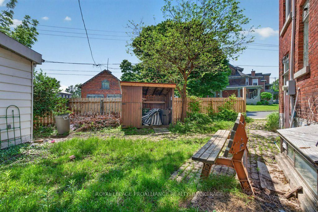 162 Earl Street • Kingston, ON photo 38