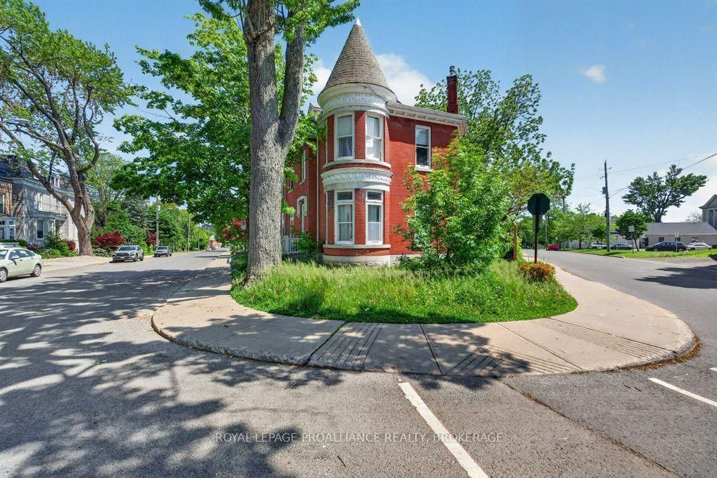 162 Earl Street • Kingston, ON photo 40