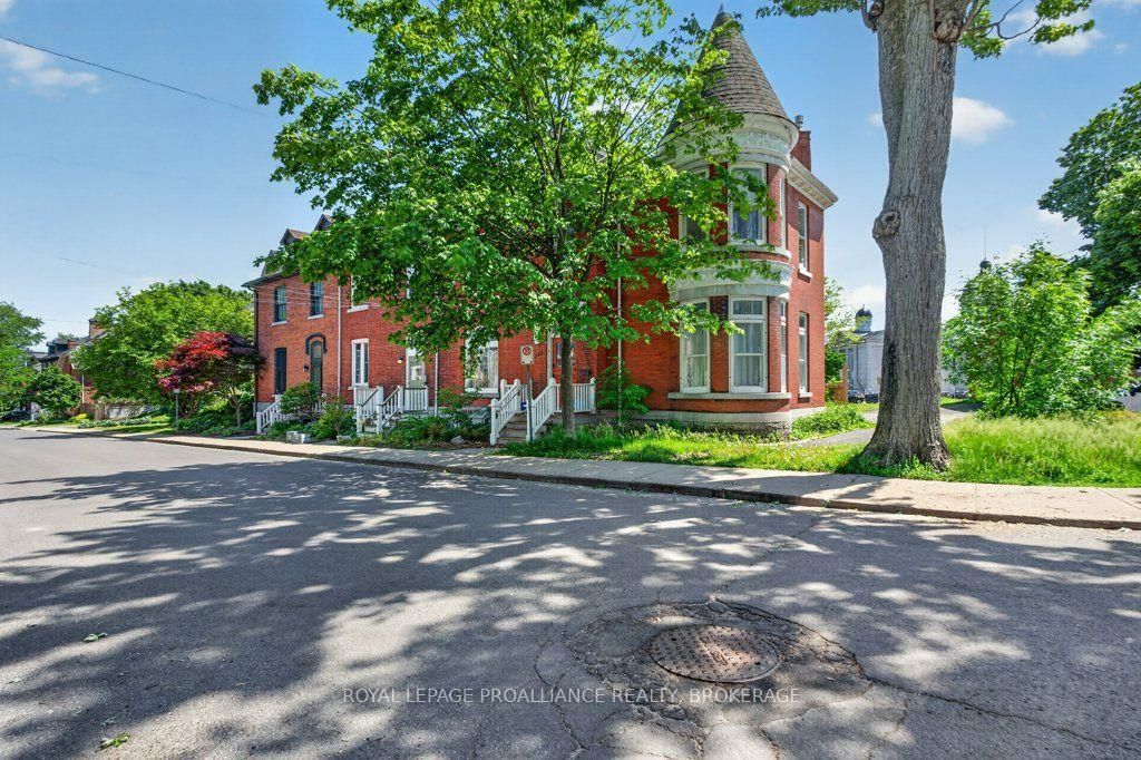 162 Earl Street • Kingston, ON photo 41