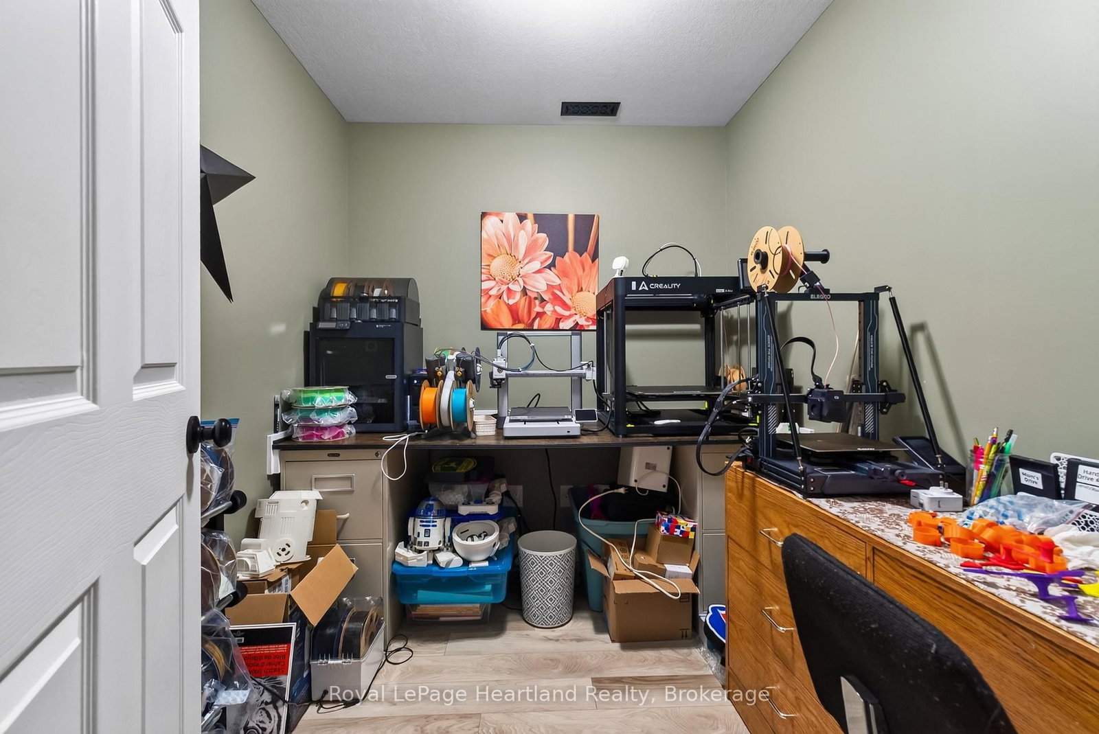 16 Somerset Street • South Huron, ON photo 34