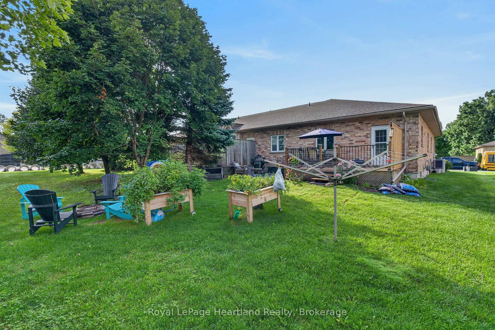 16 Somerset Street • South Huron, ON photo 38
