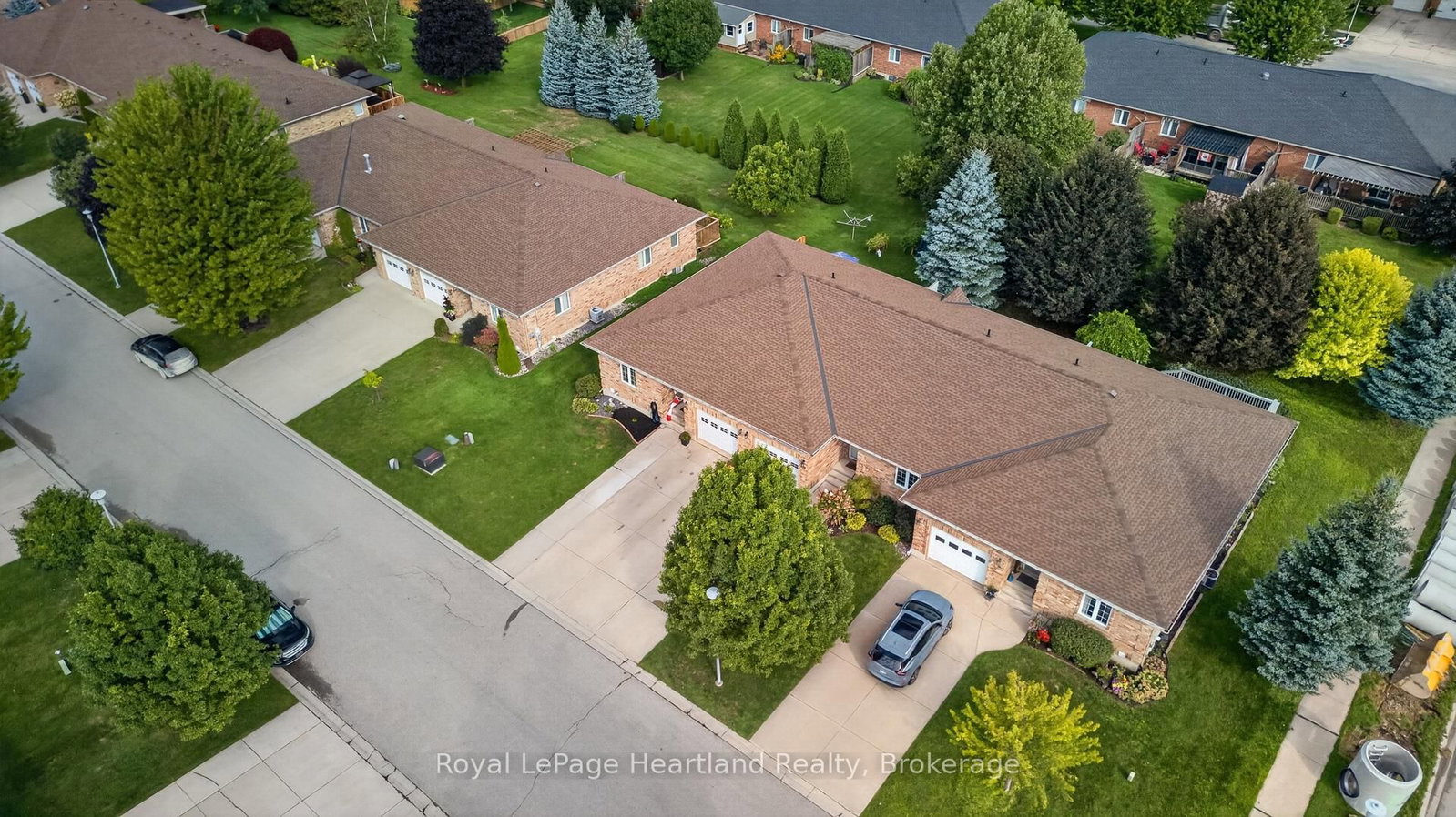 16 Somerset Street • South Huron, ON photo 43