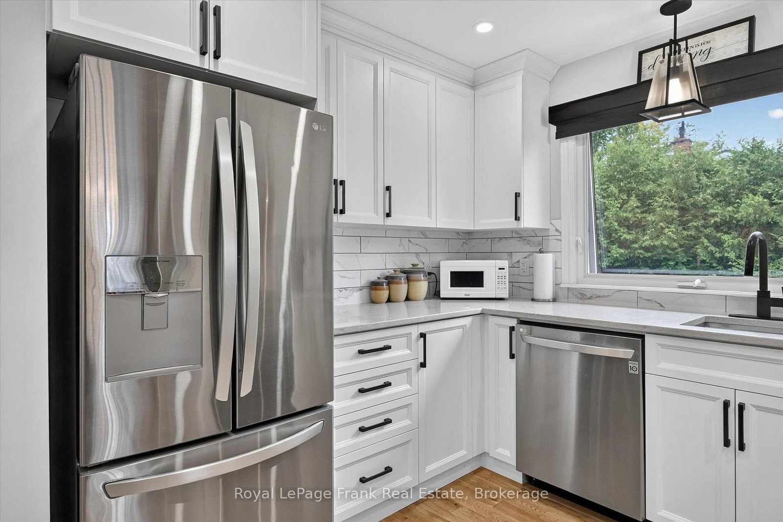 878 Valleyview Drive • Peterborough, ON photo 10