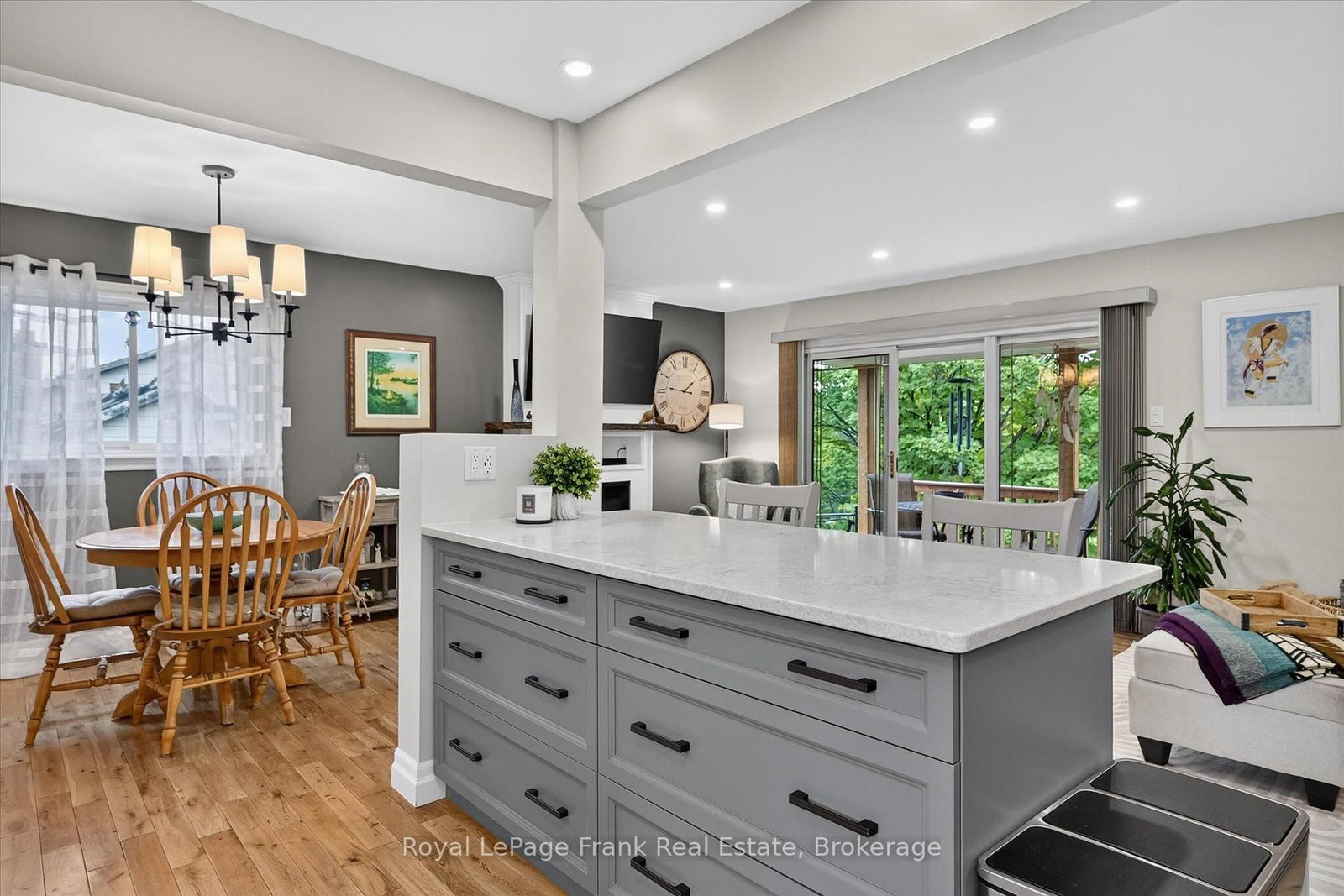 878 Valleyview Drive • Peterborough, ON photo 11