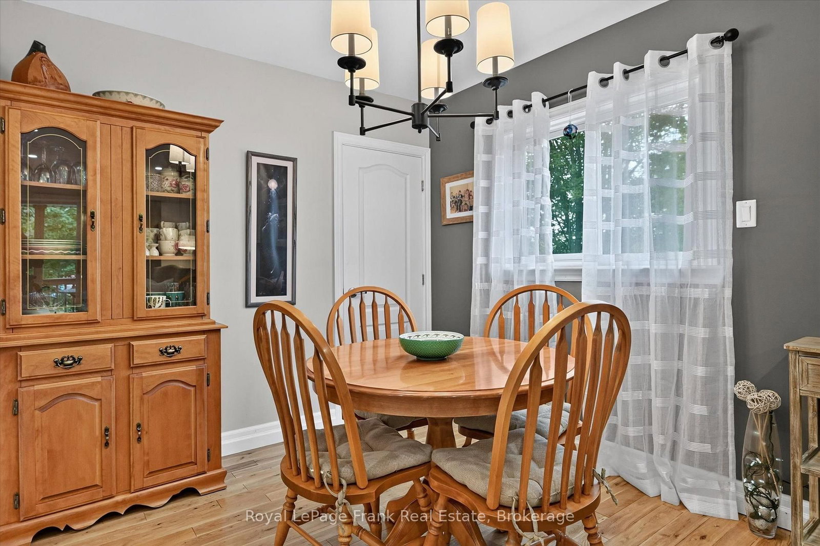 878 Valleyview Drive • Peterborough, ON photo 12