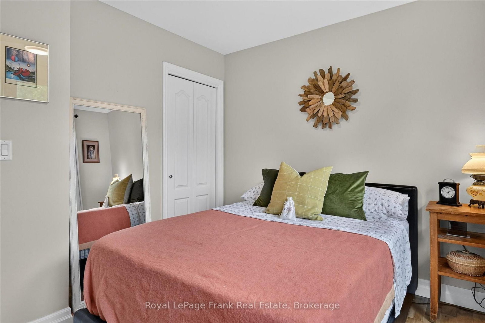 878 Valleyview Drive • Peterborough, ON photo 18