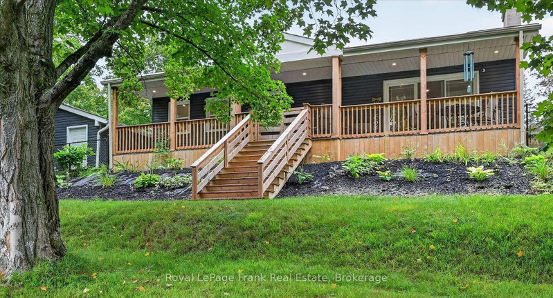 878 Valleyview Drive