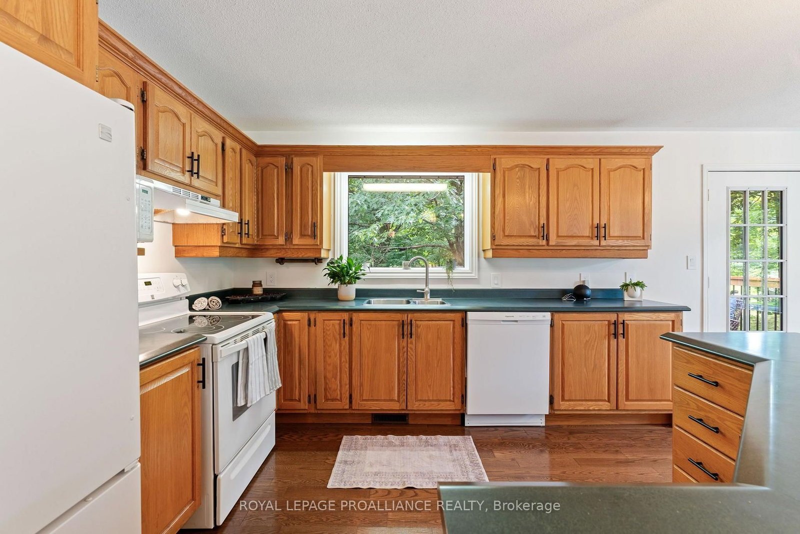 18 East Townline Road • Front of Yonge, ON photo 23