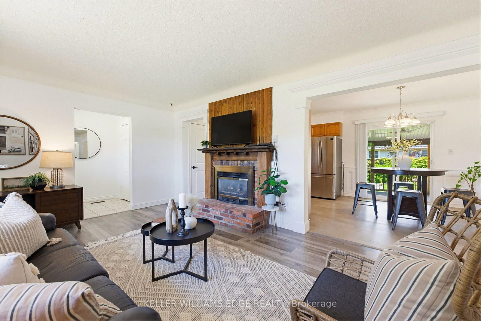 17 Broadmore Avenue • St. Catharines, ON photo 6