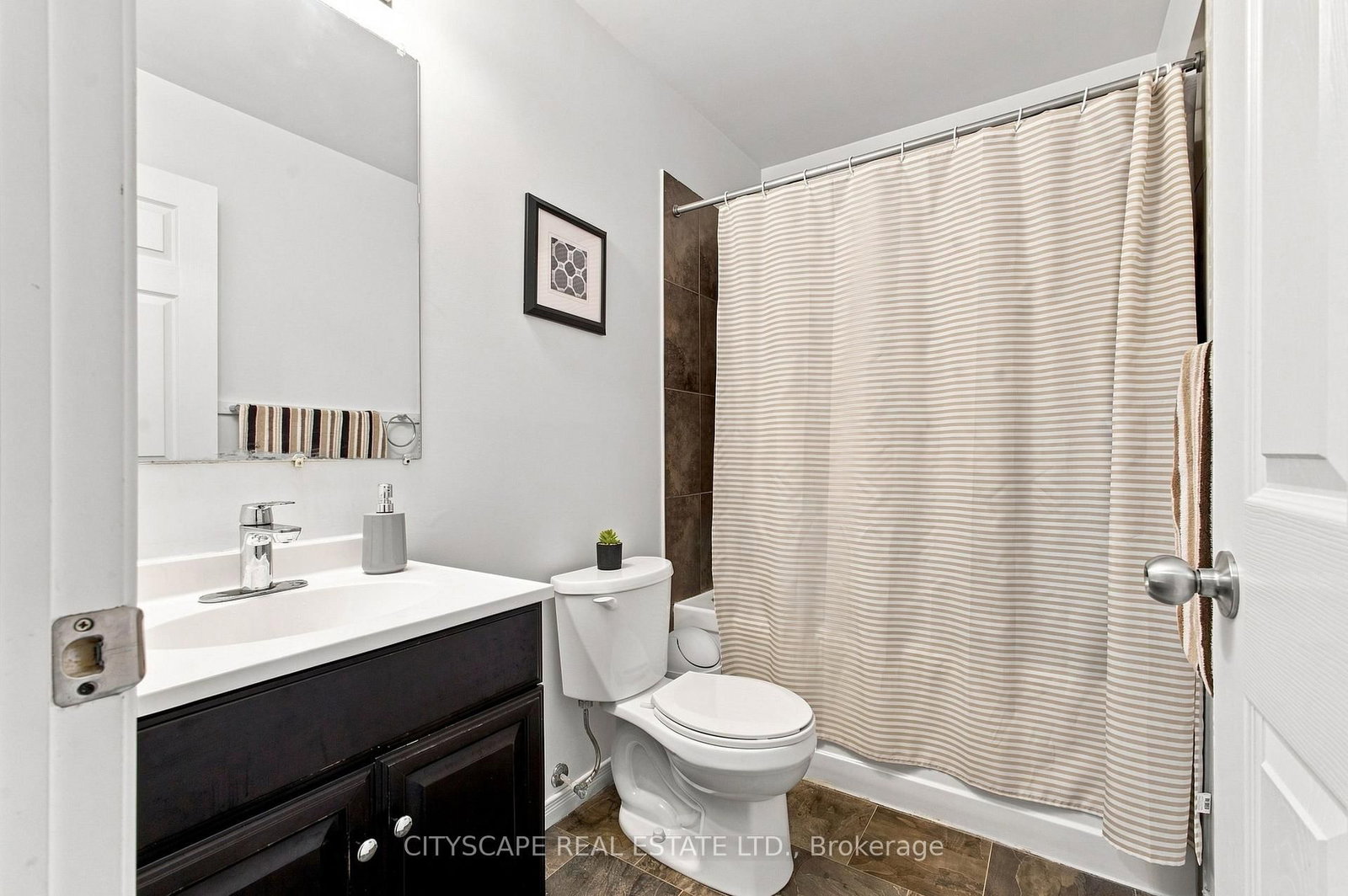 350 Dundas Street S • #37 • Cambridge, ON photo 38
