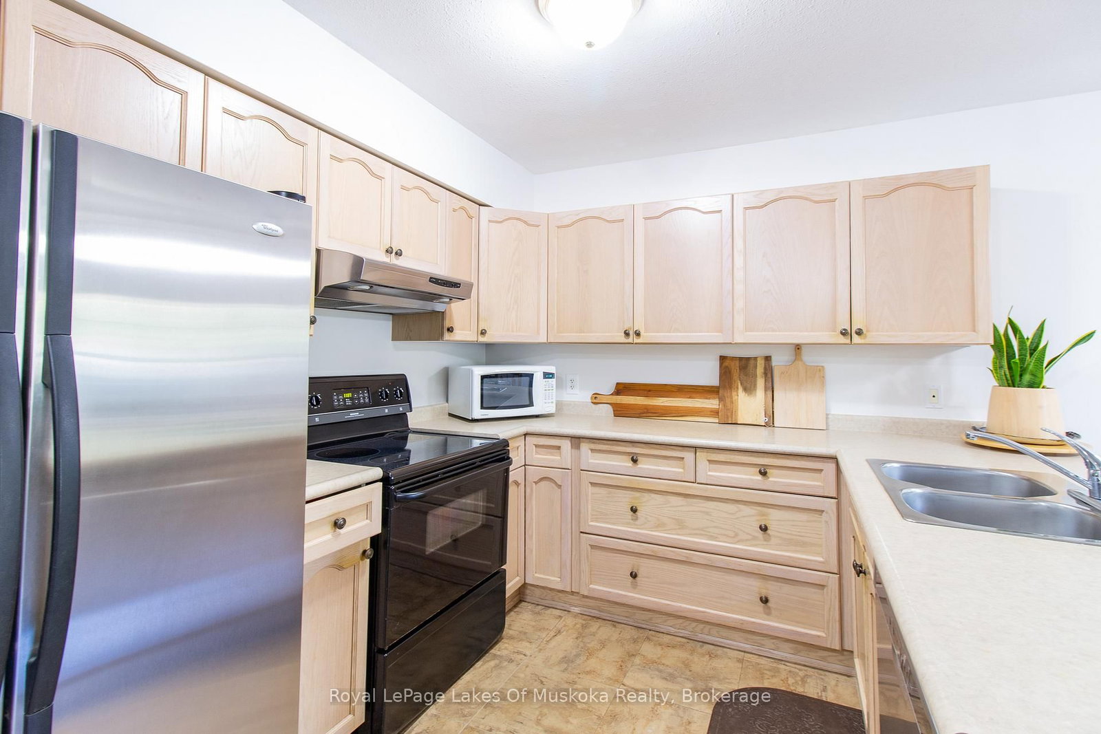 24 Ontario Street • #110 • Bracebridge, ON photo 9
