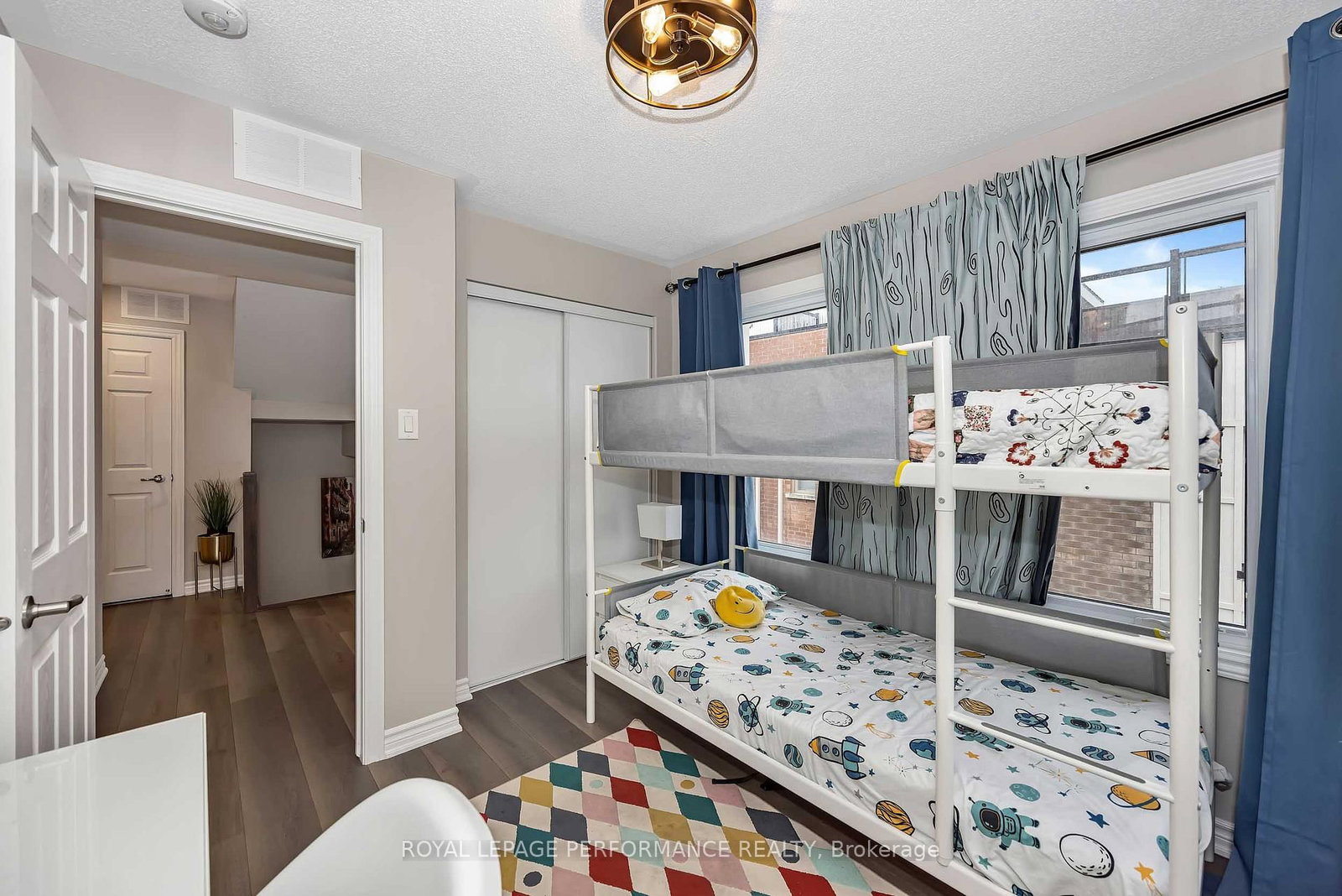 547 Ozawa Private • Ottawa, ON photo 20