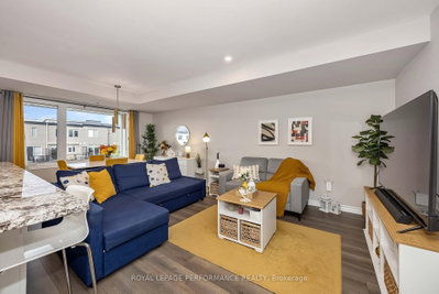 547 Ozawa Private • Ottawa, ON photo 6