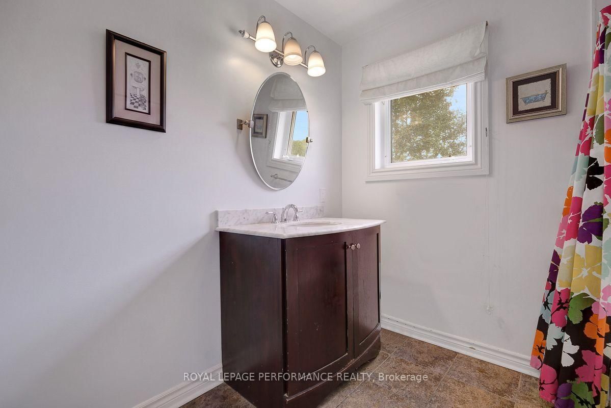 550 Wolffdale Crescent • Ottawa, ON photo 20